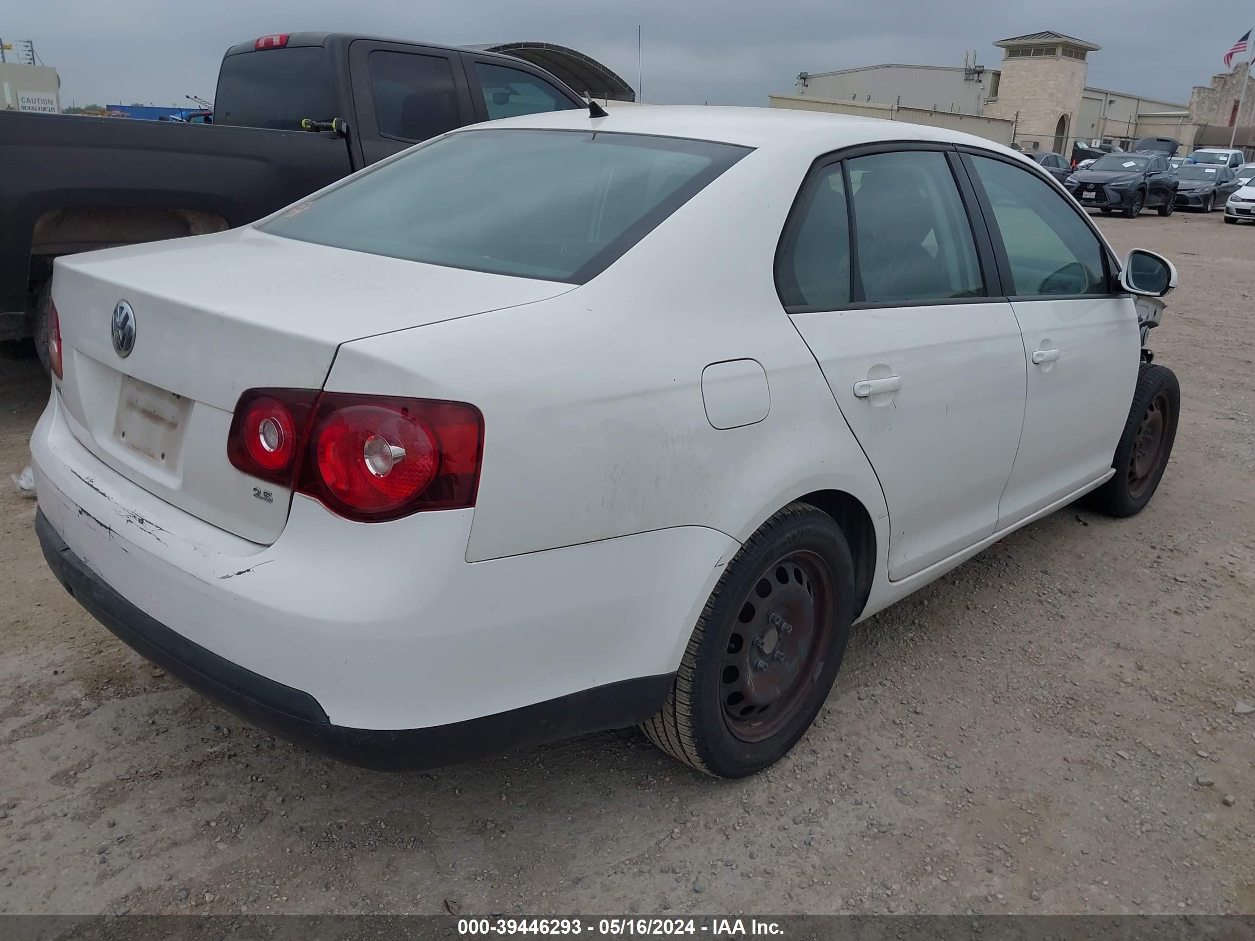 Photo 3 VIN: 3VWJM71K79M062715 - VOLKSWAGEN JETTA 