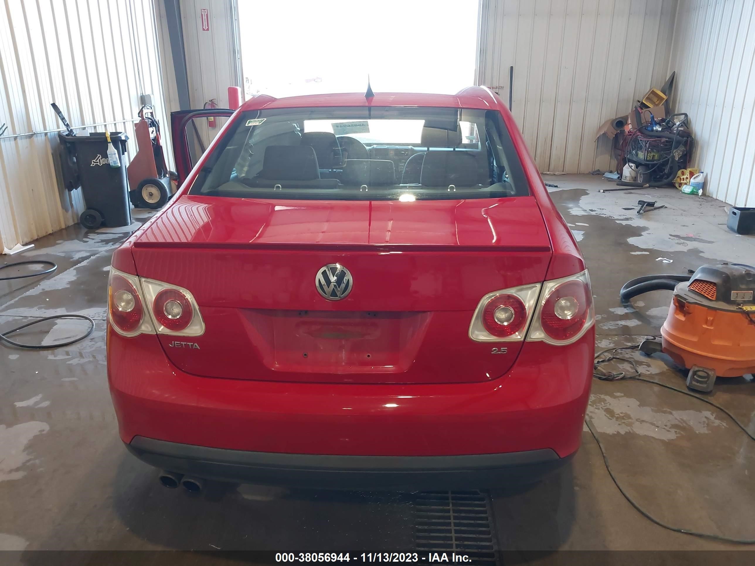 Photo 15 VIN: 3VWJM71K98M093009 - VOLKSWAGEN JETTA 