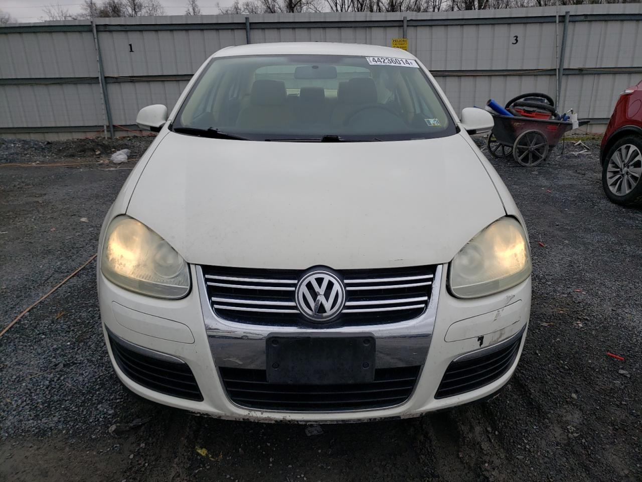 Photo 4 VIN: 3VWJM71K98M162104 - VOLKSWAGEN JETTA 