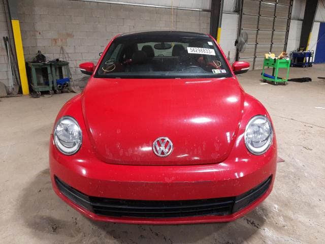 Photo 4 VIN: 3VWJP7AT0CM637700 - VOLKSWAGEN BEETLE 