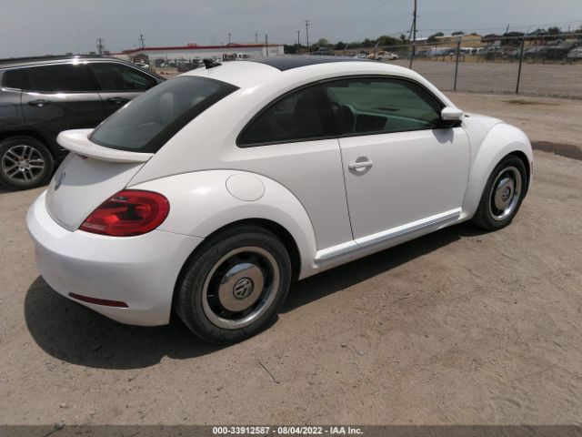 Photo 3 VIN: 3VWJP7AT0DM620218 - VOLKSWAGEN BEETLE COUPE 