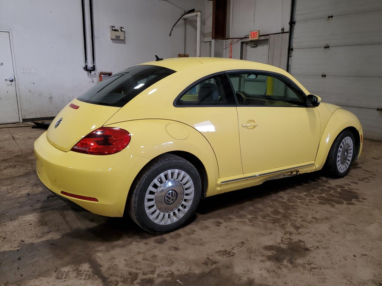 Photo 2 VIN: 3VWJP7AT0DM688891 - VOLKSWAGEN BEETLE 