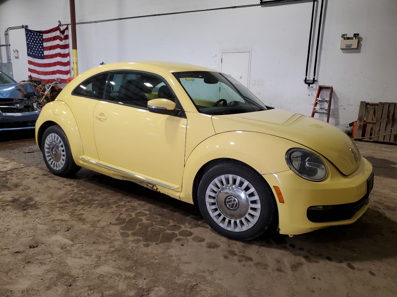 Photo 3 VIN: 3VWJP7AT0DM688891 - VOLKSWAGEN BEETLE 