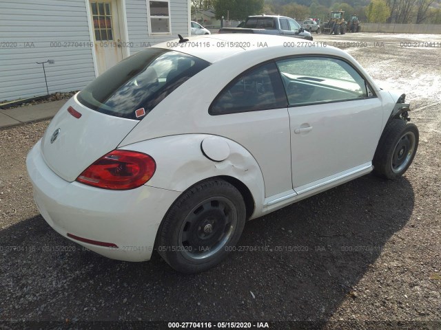 Photo 3 VIN: 3VWJP7AT1CM607699 - VOLKSWAGEN BEETLE 