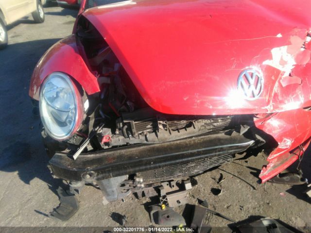 Photo 5 VIN: 3VWJP7AT1EM631777 - VOLKSWAGEN BEETLE COUPE 