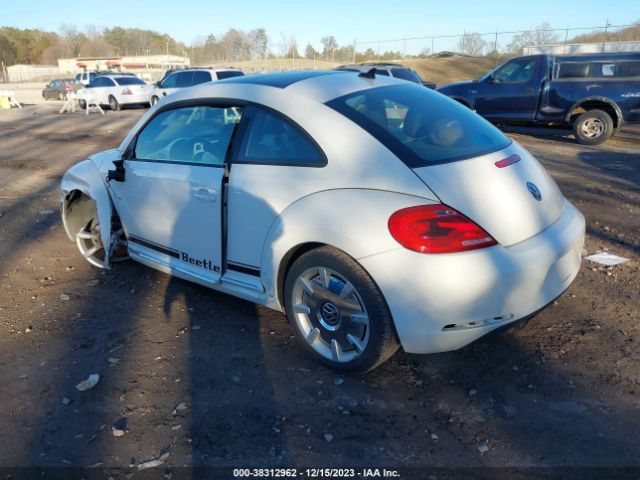 Photo 2 VIN: 3VWJP7AT2EM627060 - VOLKSWAGEN BEETLE 