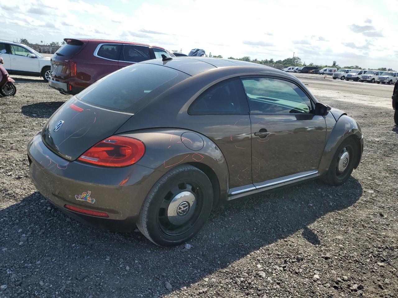 Photo 2 VIN: 3VWJP7AT2EM633280 - VOLKSWAGEN BEETLE 