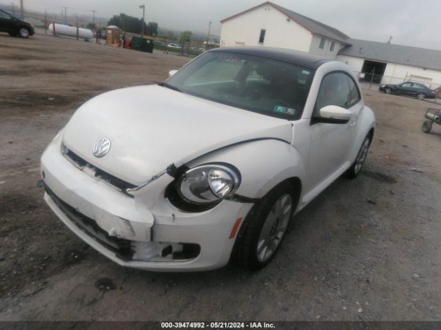 Photo 1 VIN: 3VWJP7AT3DM615952 - VOLKSWAGEN BEETLE 