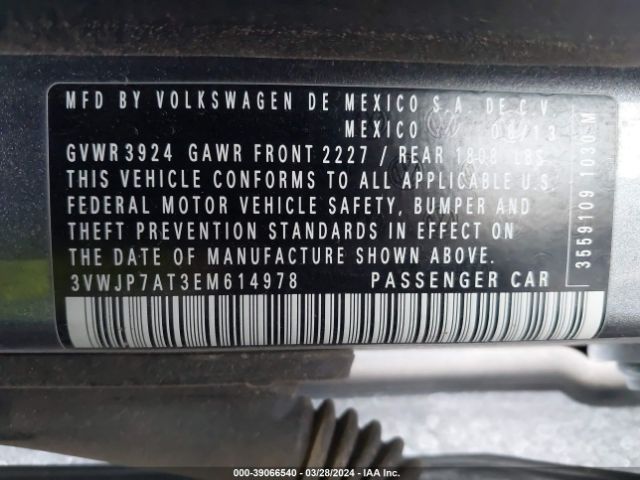 Photo 8 VIN: 3VWJP7AT3EM614978 - VOLKSWAGEN BEETLE 