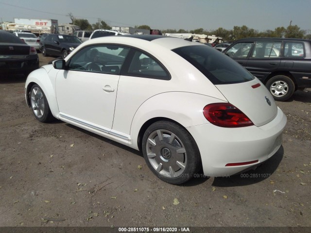 Photo 2 VIN: 3VWJP7AT4CM659974 - VOLKSWAGEN BEETLE 