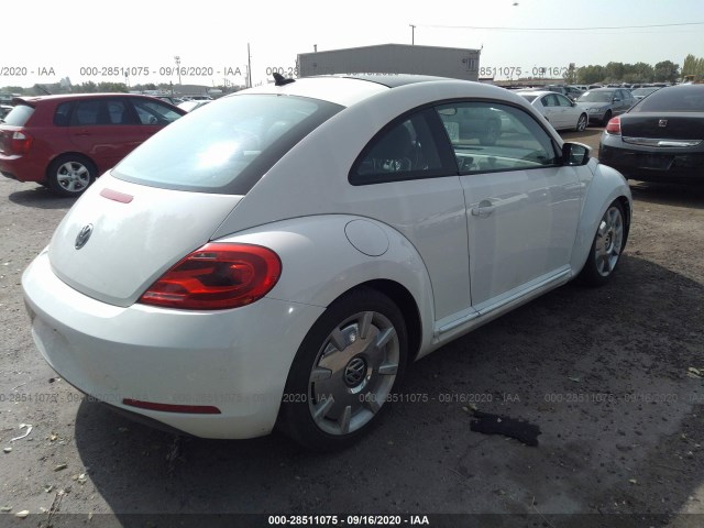 Photo 3 VIN: 3VWJP7AT4CM659974 - VOLKSWAGEN BEETLE 