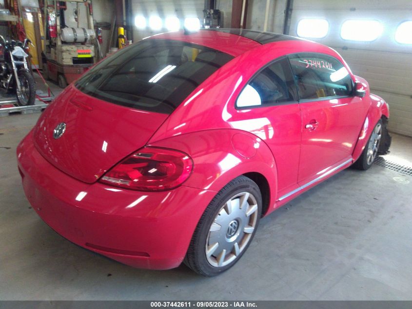 Photo 3 VIN: 3VWJP7AT4CM664611 - VOLKSWAGEN BEETLE 