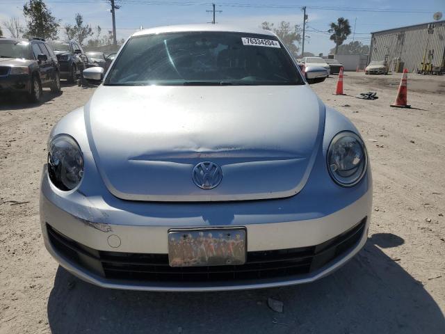 Photo 4 VIN: 3VWJP7AT7CM661685 - VOLKSWAGEN BEETLE 