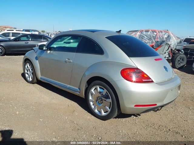 Photo 2 VIN: 3VWJP7AT7DM606140 - VOLKSWAGEN BEETLE 