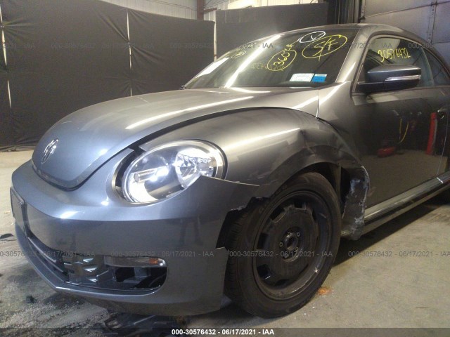 Photo 5 VIN: 3VWJP7AT8DM683180 - VOLKSWAGEN BEETLE COUPE 