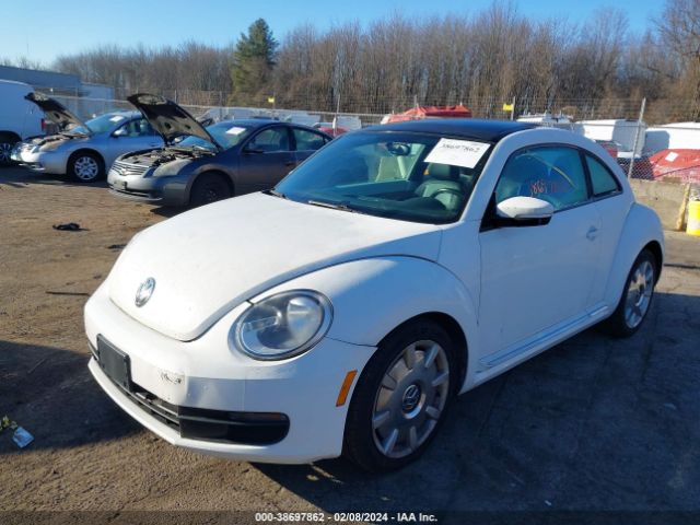 Photo 1 VIN: 3VWJP7ATXDM631226 - VOLKSWAGEN BEETLE 