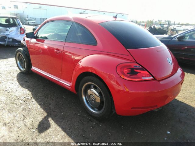 Photo 2 VIN: 3VWJP7ATXDM692821 - VOLKSWAGEN BEETLE COUPE 