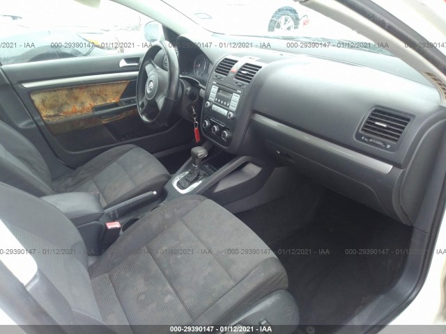 Photo 4 VIN: 3VWJX7AJ9AM040587 - VOLKSWAGEN JETTA SEDAN 