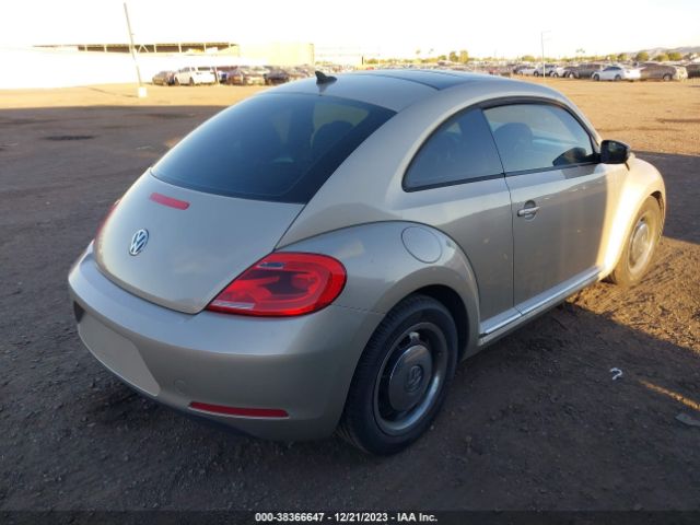 Photo 3 VIN: 3VWJX7AT2DM602030 - VOLKSWAGEN BEETLE 