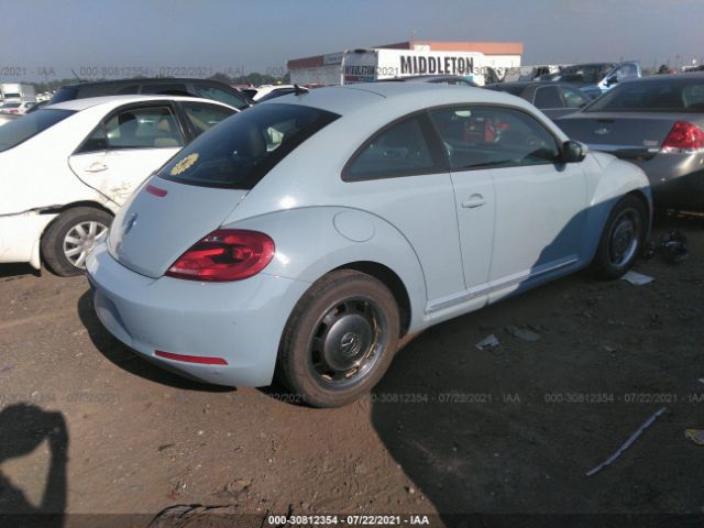 Photo 3 VIN: 3VWJX7AT3DM631813 - VOLKSWAGEN BEETLE COUPE 