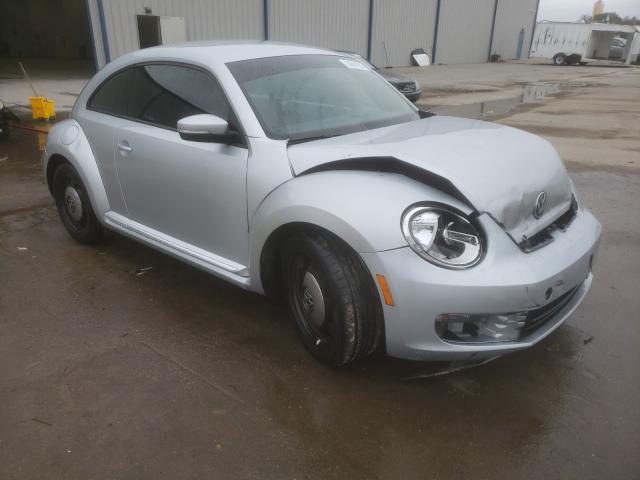 Photo 0 VIN: 3VWJX7AT3DM666061 - VOLKSWAGEN BEETLE 