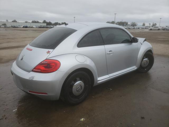 Photo 3 VIN: 3VWJX7AT3DM666061 - VOLKSWAGEN BEETLE 