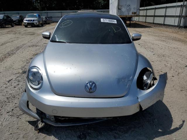 Photo 4 VIN: 3VWJX7AT4DM613076 - VOLKSWAGEN BEETLE 