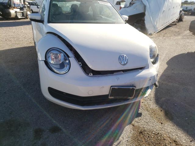 Photo 8 VIN: 3VWJX7AT5DM673996 - VOLKSWAGEN BEETLE 