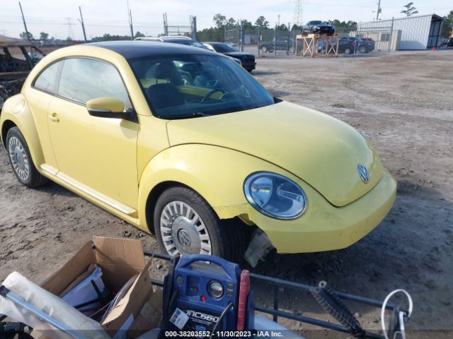 Photo 0 VIN: 3VWJX7AT6DM681170 - VOLKSWAGEN BEETLE 