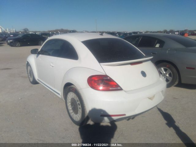 Photo 2 VIN: 3VWJX7AT7DM667486 - VOLKSWAGEN BEETLE COUPE 