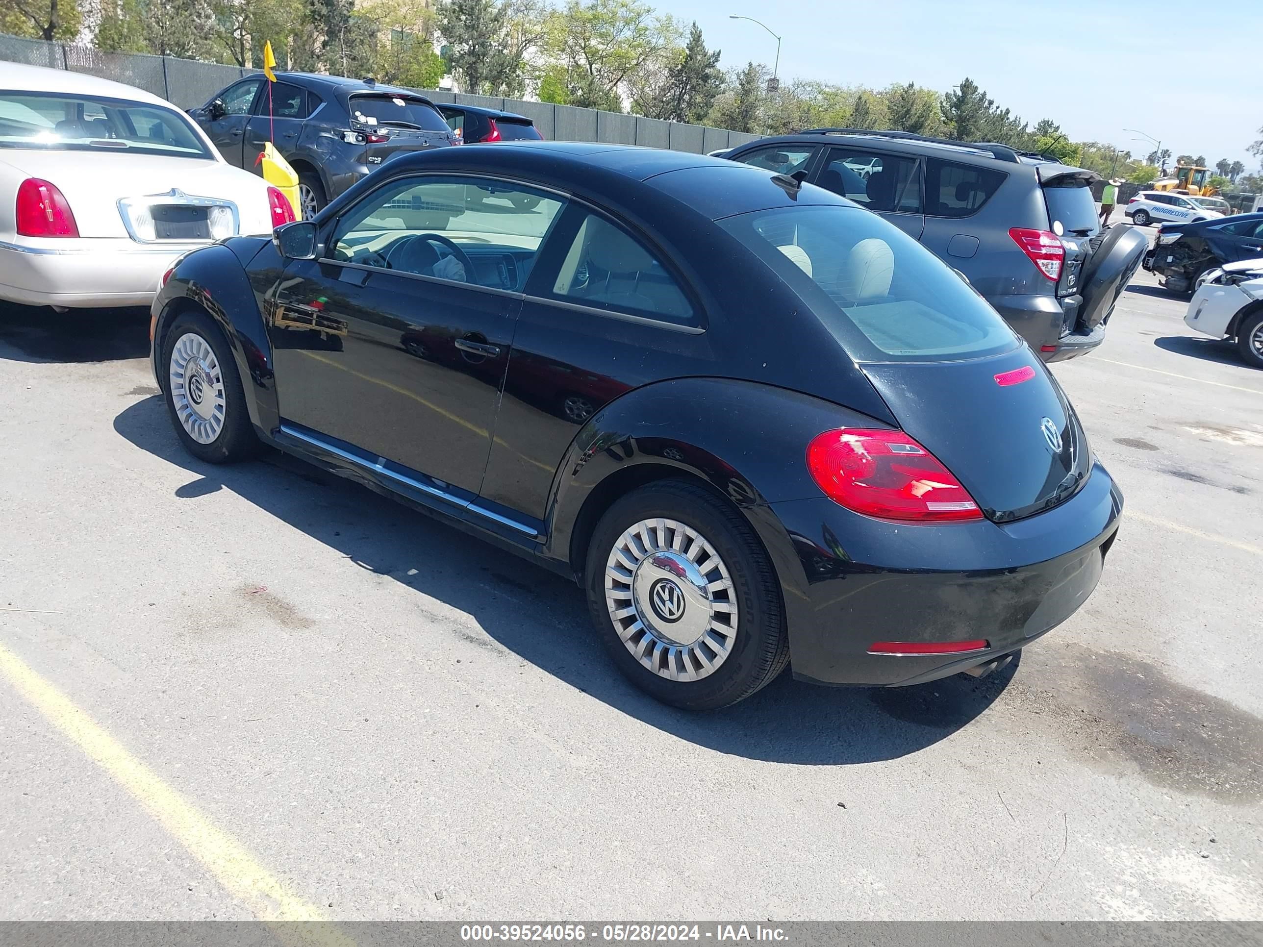 Photo 2 VIN: 3VWJX7AT7EM617091 - VOLKSWAGEN BEETLE 