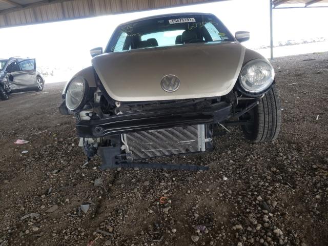 Photo 8 VIN: 3VWJX7AT8DM603005 - VOLKSWAGEN BEETLE 