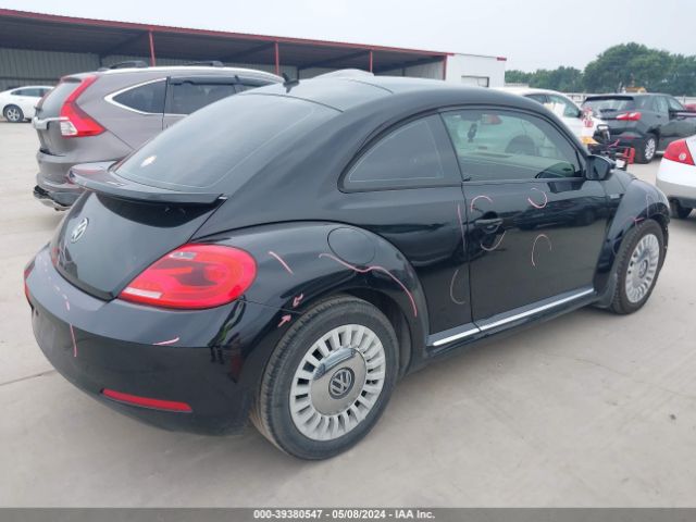 Photo 3 VIN: 3VWJX7AT8DM666752 - VOLKSWAGEN BEETLE 