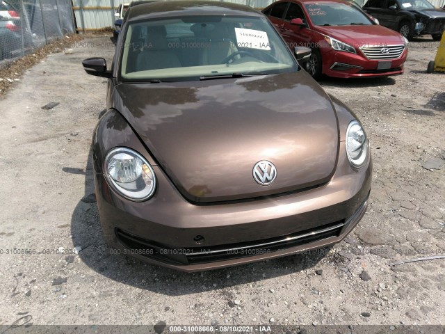 Photo 5 VIN: 3VWJX7AT9EM609753 - VOLKSWAGEN BEETLE COUPE 