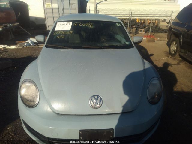 Photo 5 VIN: 3VWJX7AT9EM632725 - VOLKSWAGEN BEETLE COUPE 