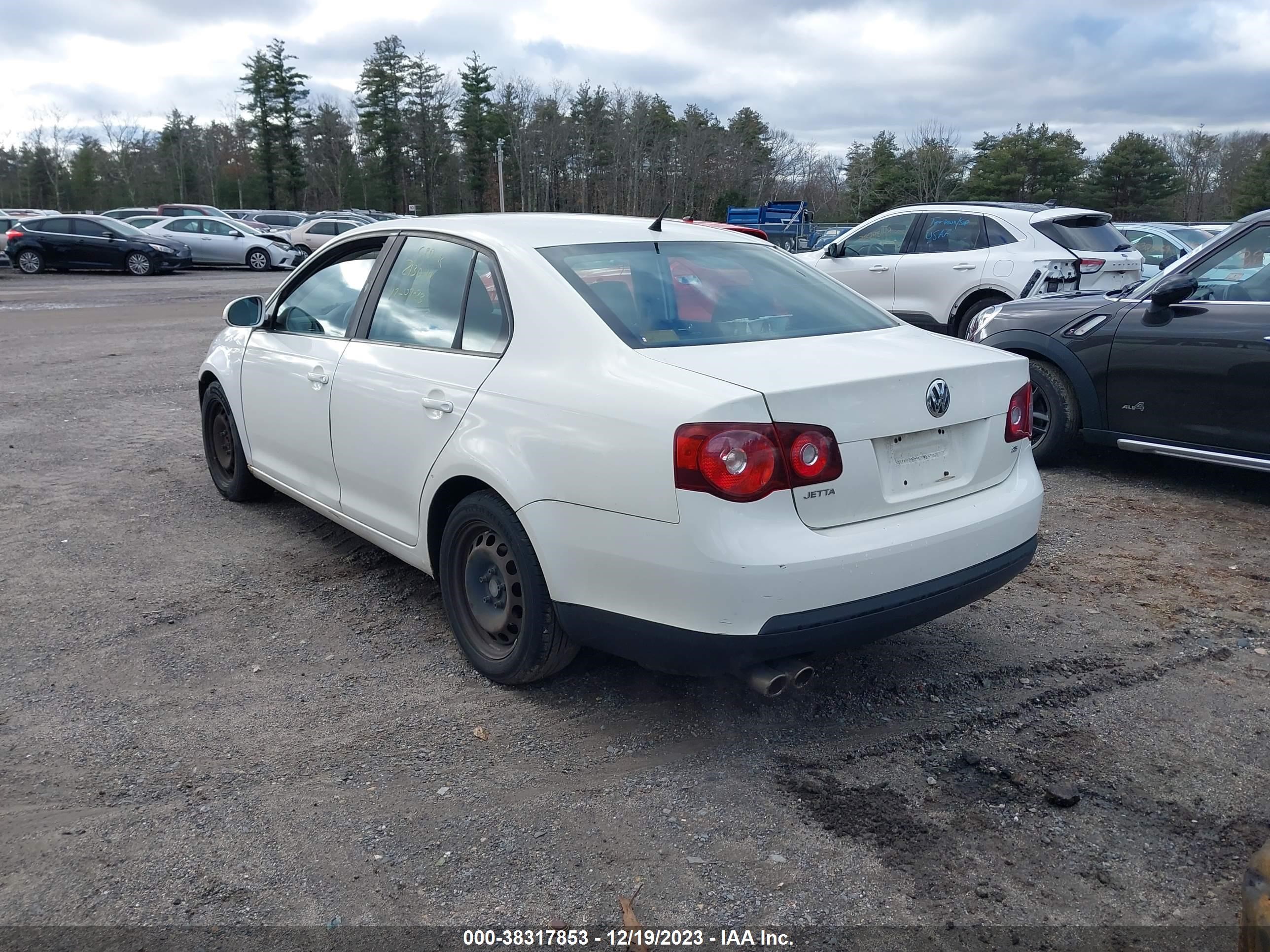 Photo 2 VIN: 3VWJZ71K38M043126 - VOLKSWAGEN JETTA 