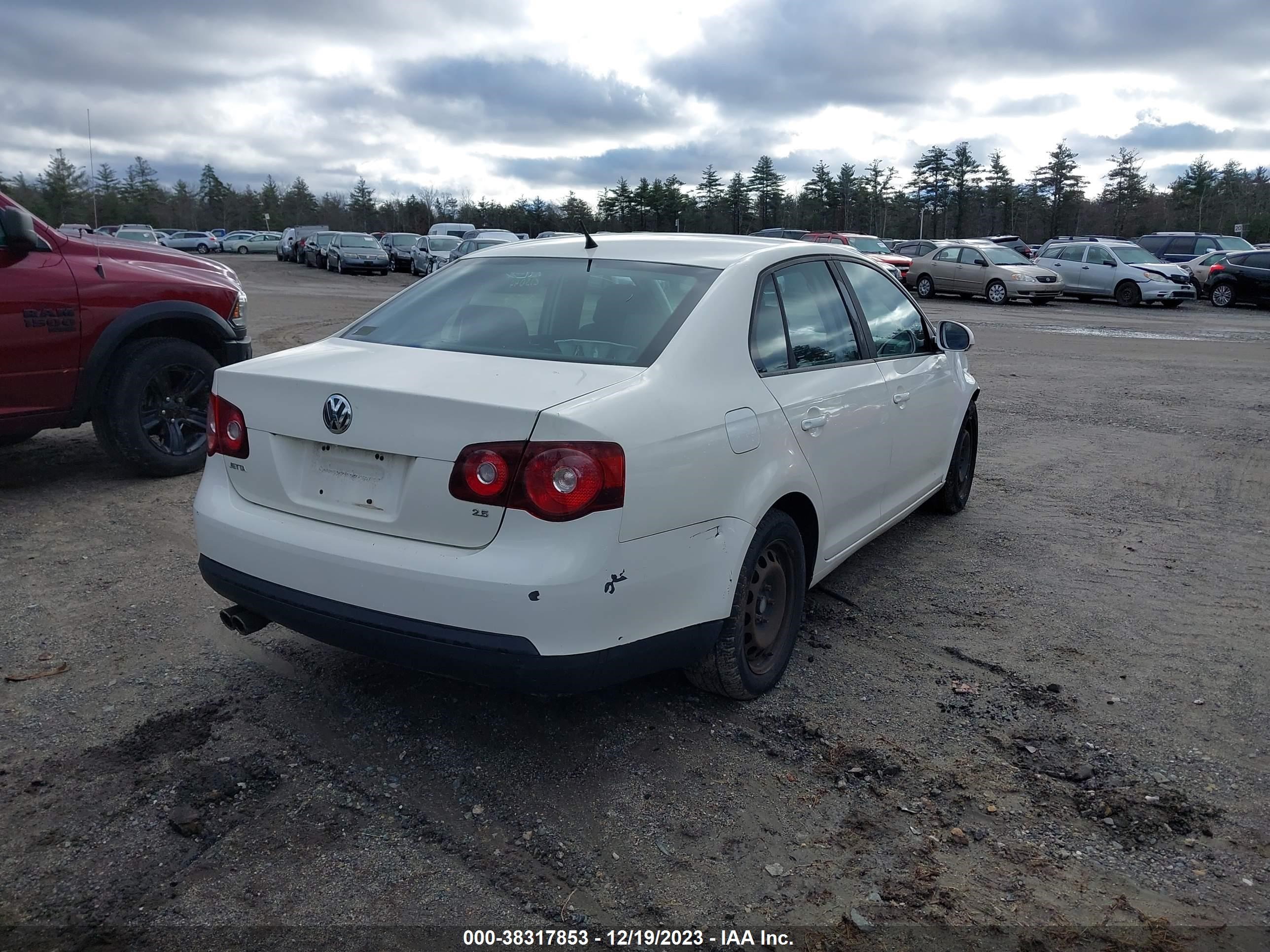 Photo 3 VIN: 3VWJZ71K38M043126 - VOLKSWAGEN JETTA 