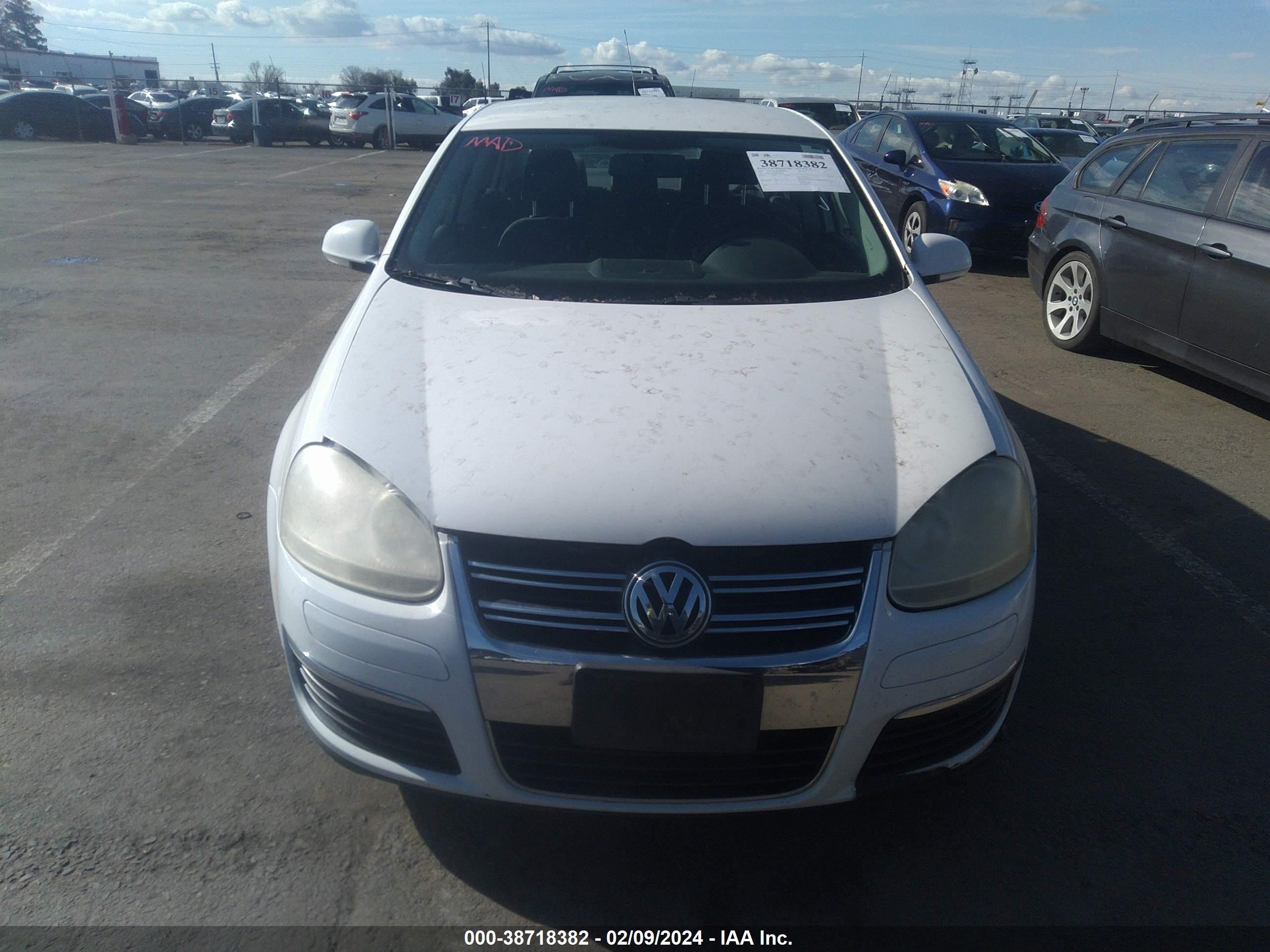 Photo 5 VIN: 3VWJZ71K59M060060 - VOLKSWAGEN JETTA 