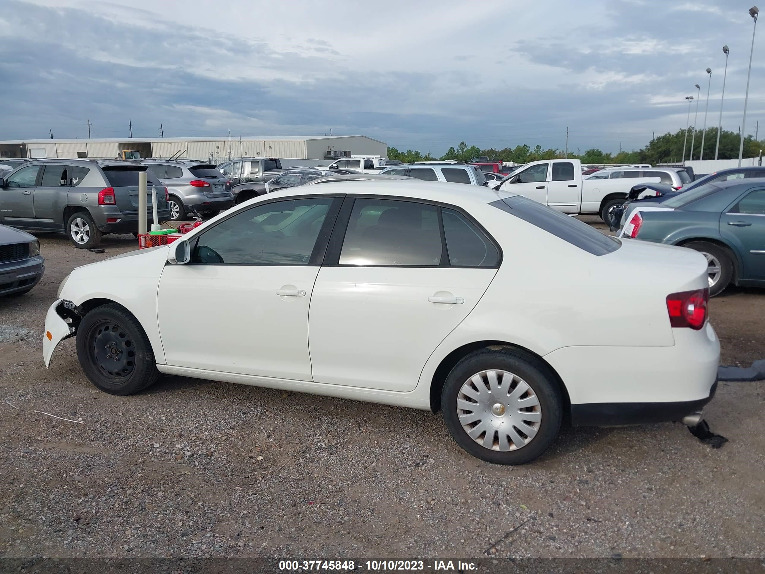 Photo 14 VIN: 3VWJZ71K68M107272 - VOLKSWAGEN JETTA 