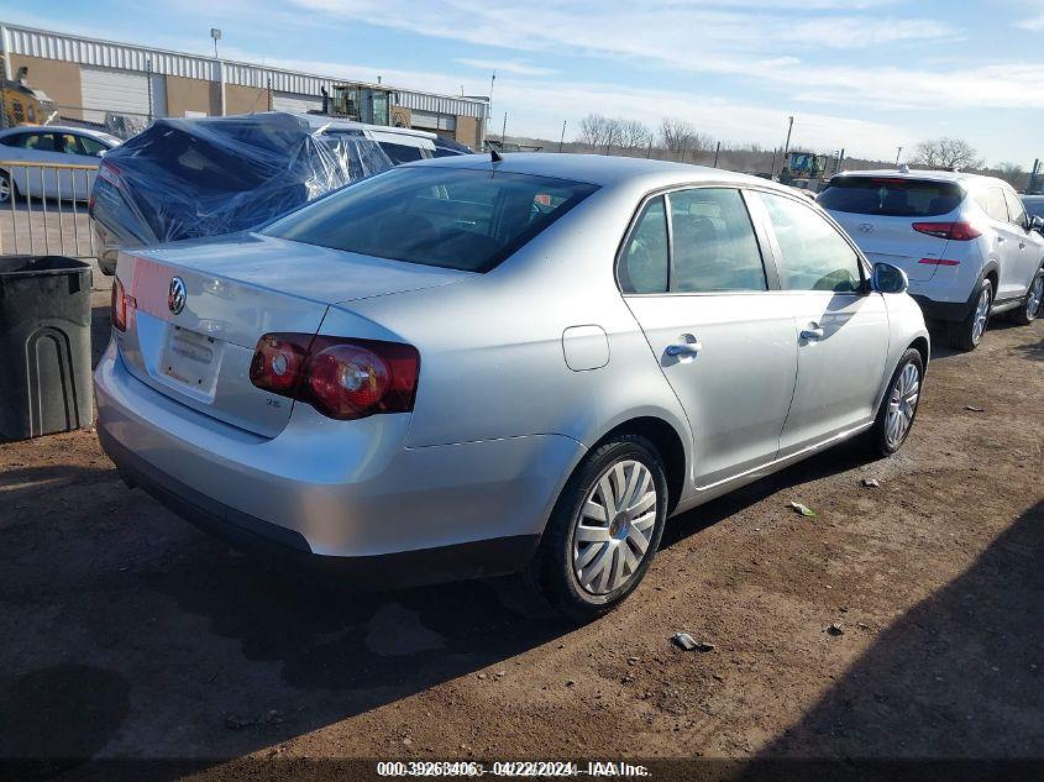 Photo 3 VIN: 3VWJZ7AJ3AM068270 - VOLKSWAGEN JETTA 