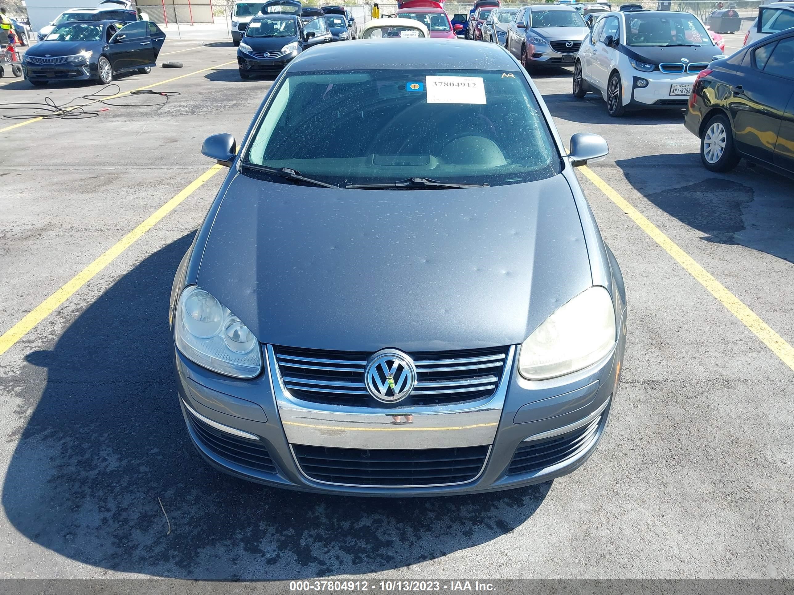 Photo 5 VIN: 3VWJZ7AJ4AM004140 - VOLKSWAGEN JETTA 