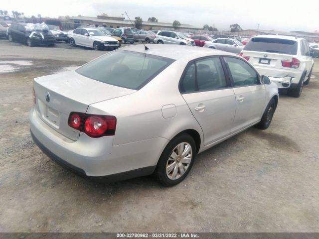 Photo 3 VIN: 3VWJZ7AJ5AM098318 - VOLKSWAGEN JETTA SEDAN 