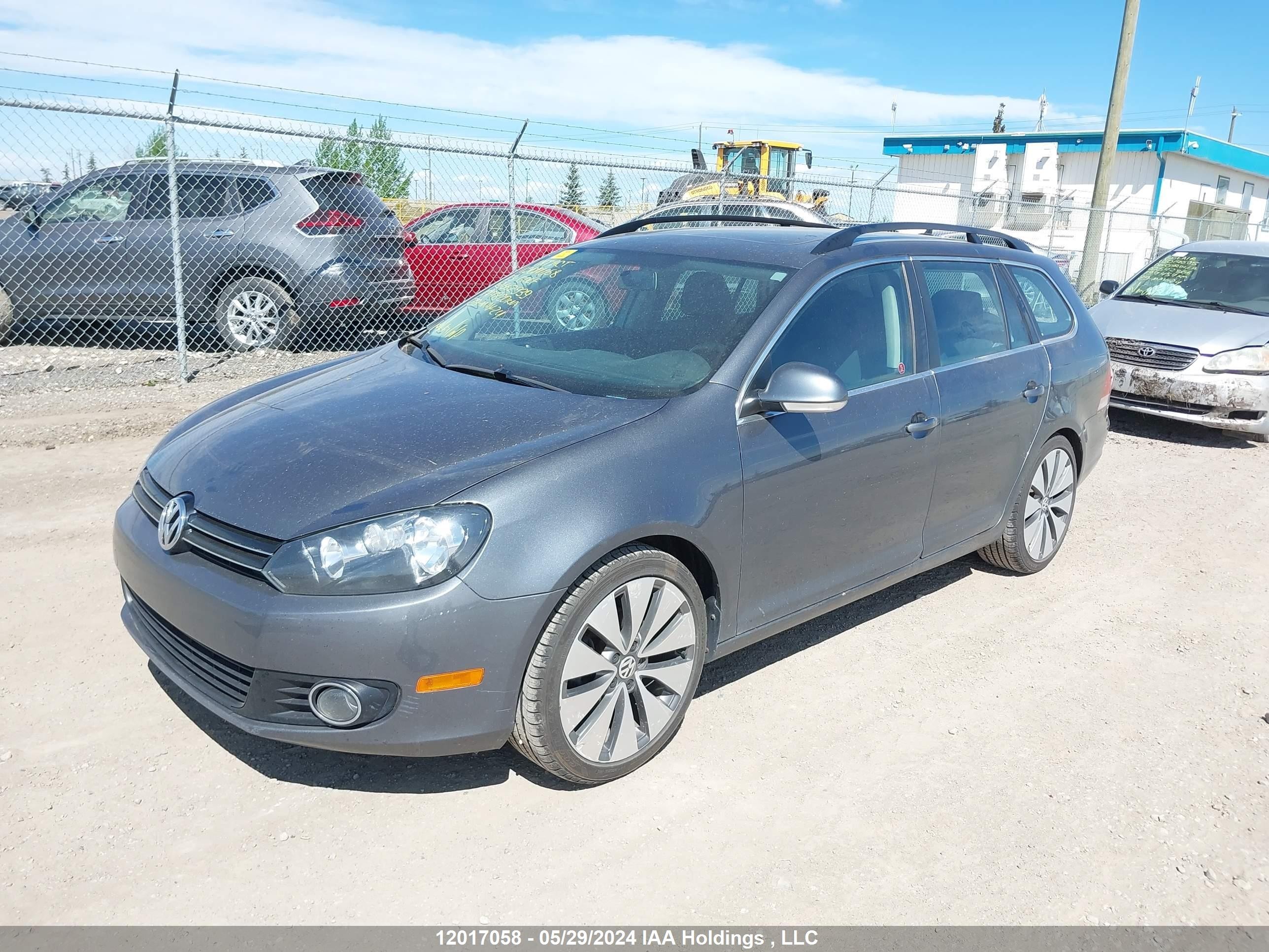 Photo 1 VIN: 3VWKX7AJ0DM662939 - VOLKSWAGEN GOLF 