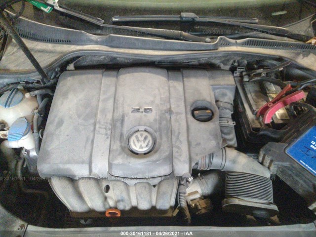 Photo 9 VIN: 3VWKZ8AJ9AM621382 - VOLKSWAGEN JETTA SPORTWAGEN 