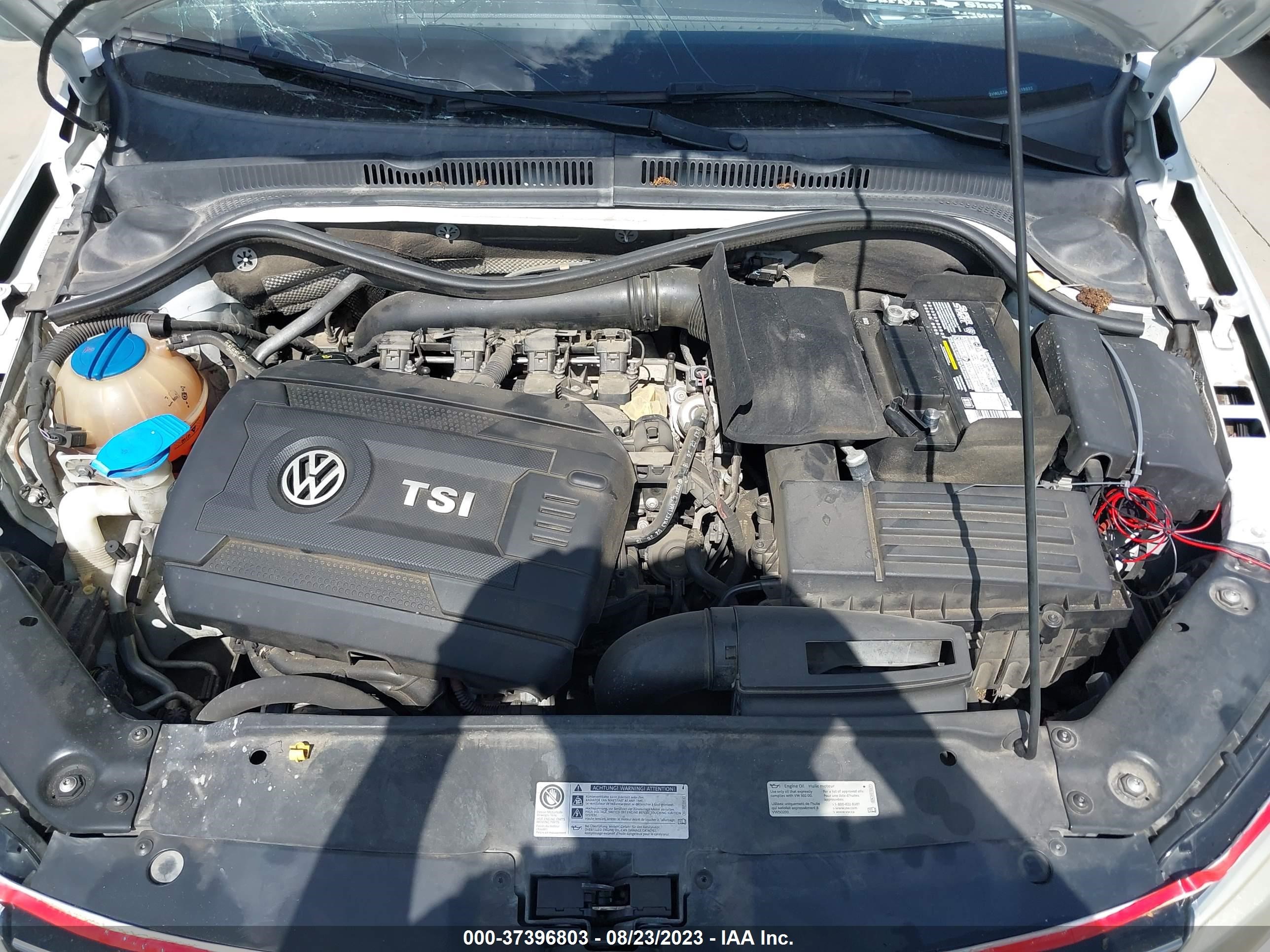 Photo 9 VIN: 3VWL07AJ0GM219932 - VOLKSWAGEN JETTA 