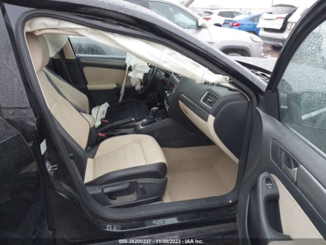 Photo 4 VIN: 3VWL07AJ2EM320256 - VOLKSWAGEN JETTA 