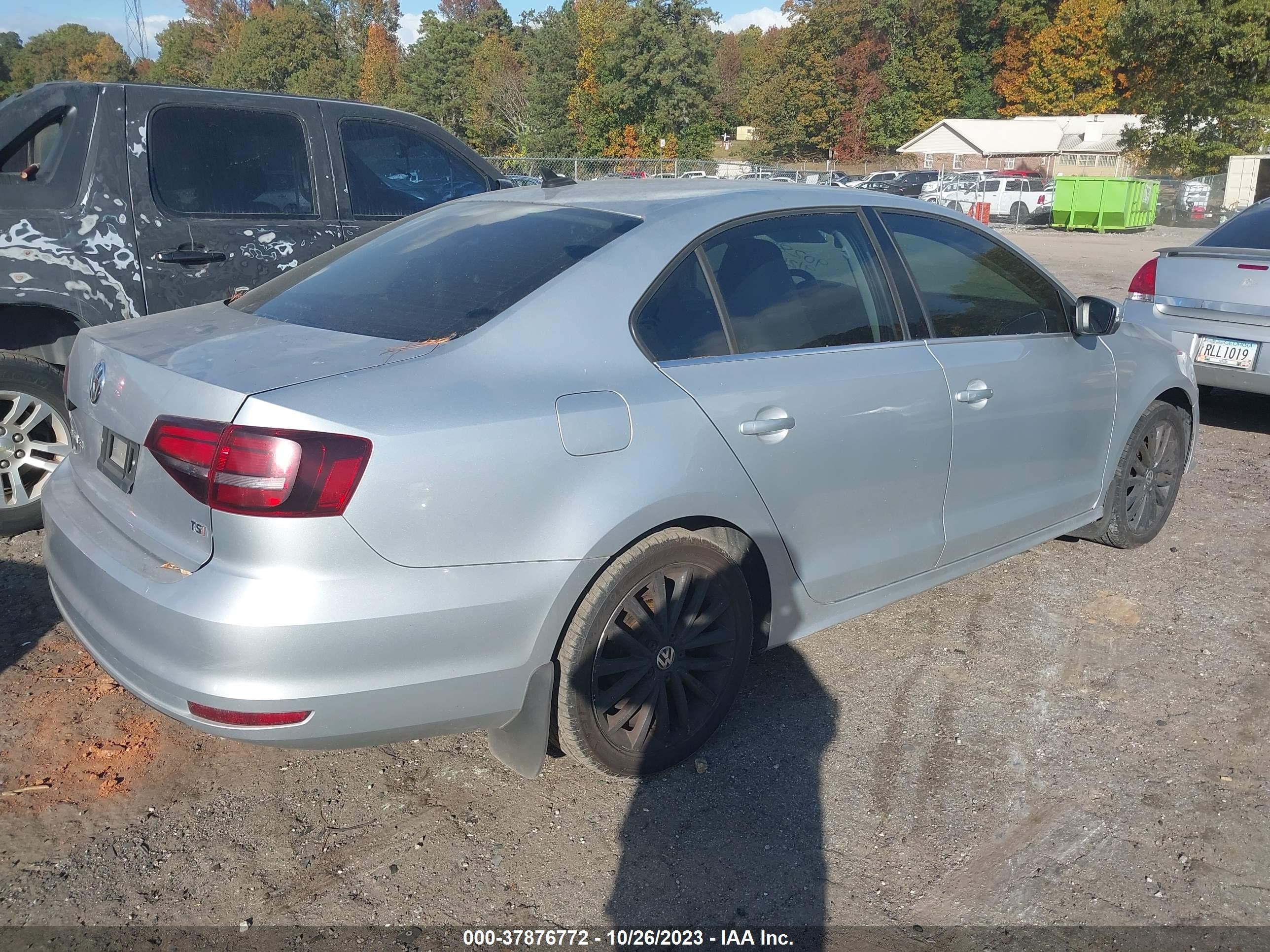 Photo 3 VIN: 3VWL07AJ2GM249028 - VOLKSWAGEN JETTA 