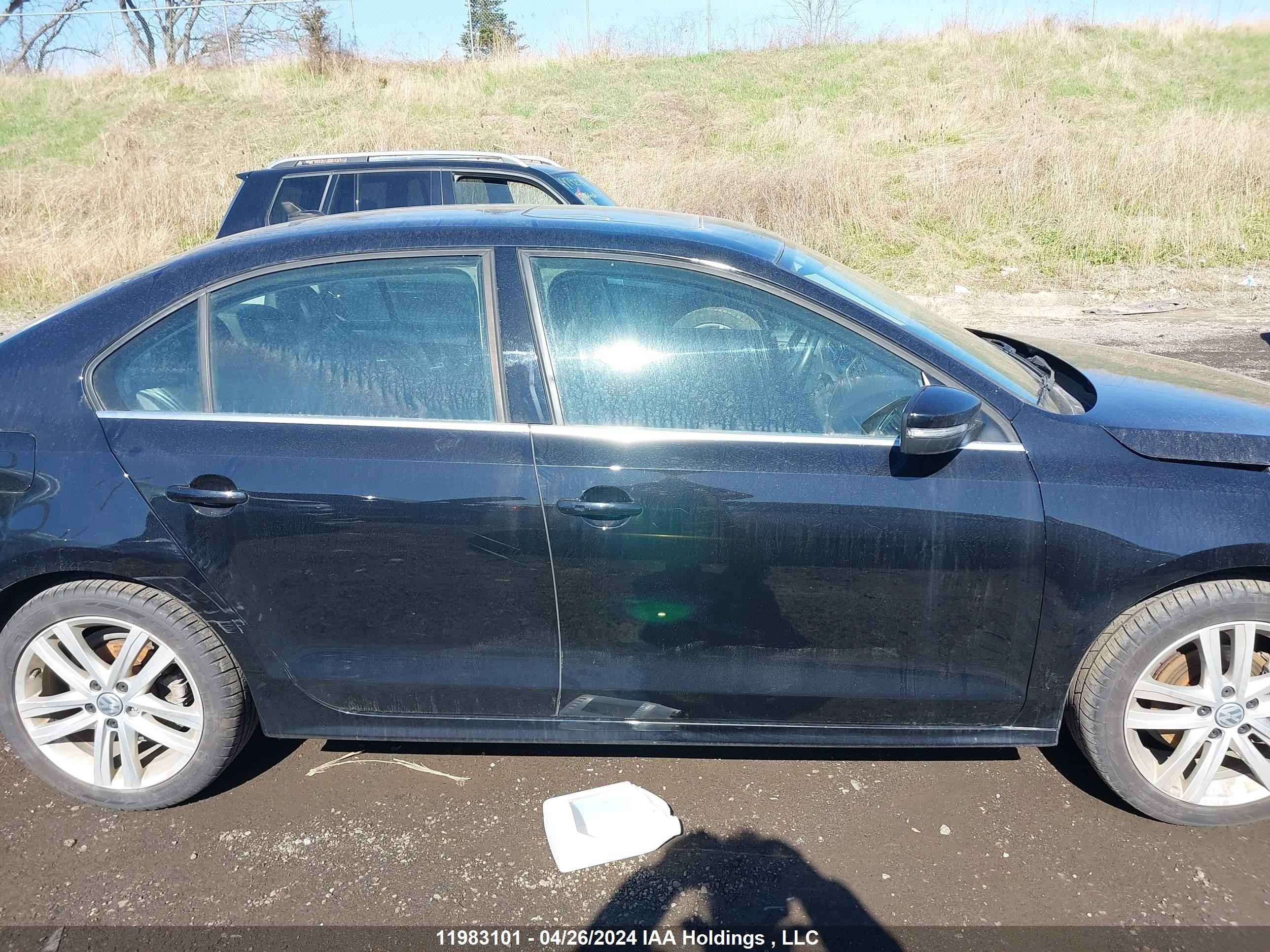 Photo 13 VIN: 3VWL07AJ3GM337988 - VOLKSWAGEN JETTA 