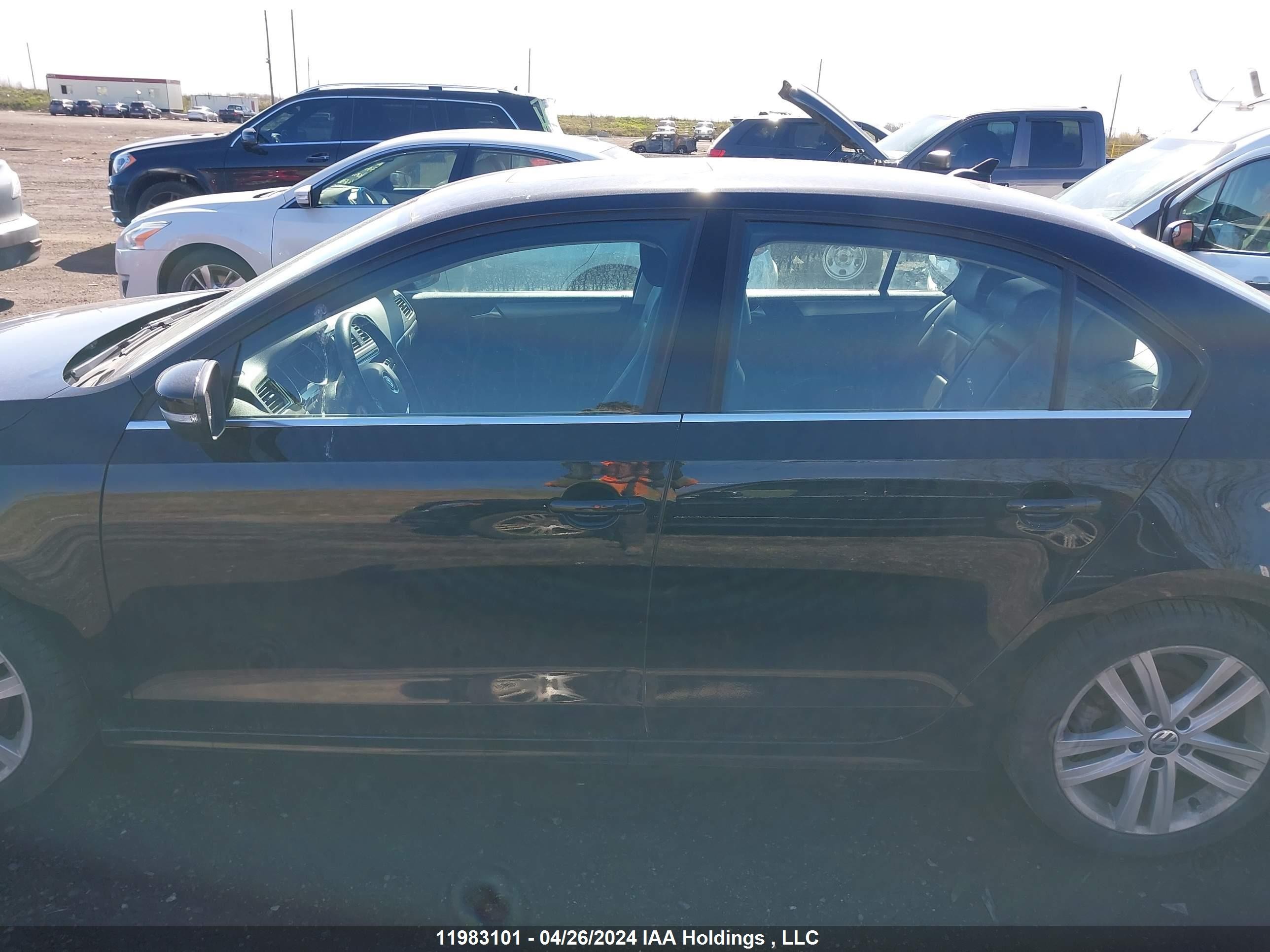 Photo 14 VIN: 3VWL07AJ3GM337988 - VOLKSWAGEN JETTA 