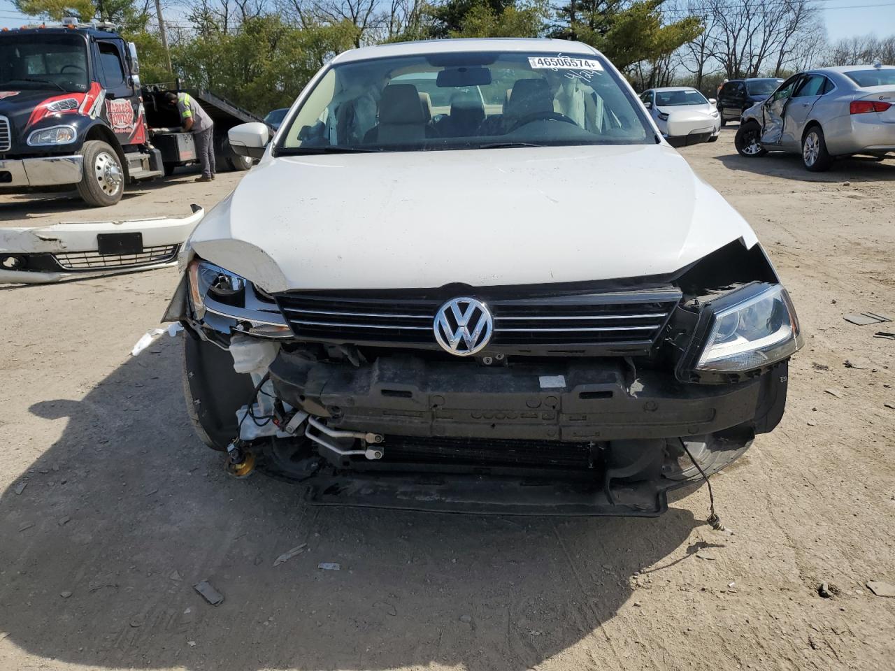 Photo 4 VIN: 3VWL07AJXEM382505 - VOLKSWAGEN JETTA 